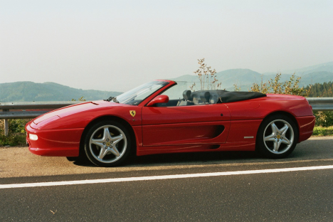 Ferrari 355